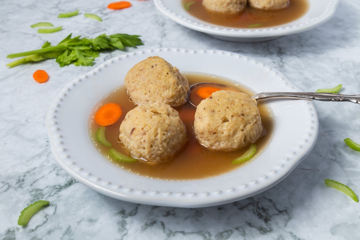 vegetarian matzo ball soup - Husbands That Cook
